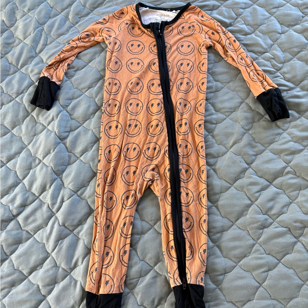 Smiley Face Kids Bamboo One Piece - Bronx & Co “Neutral Smileys” Footie